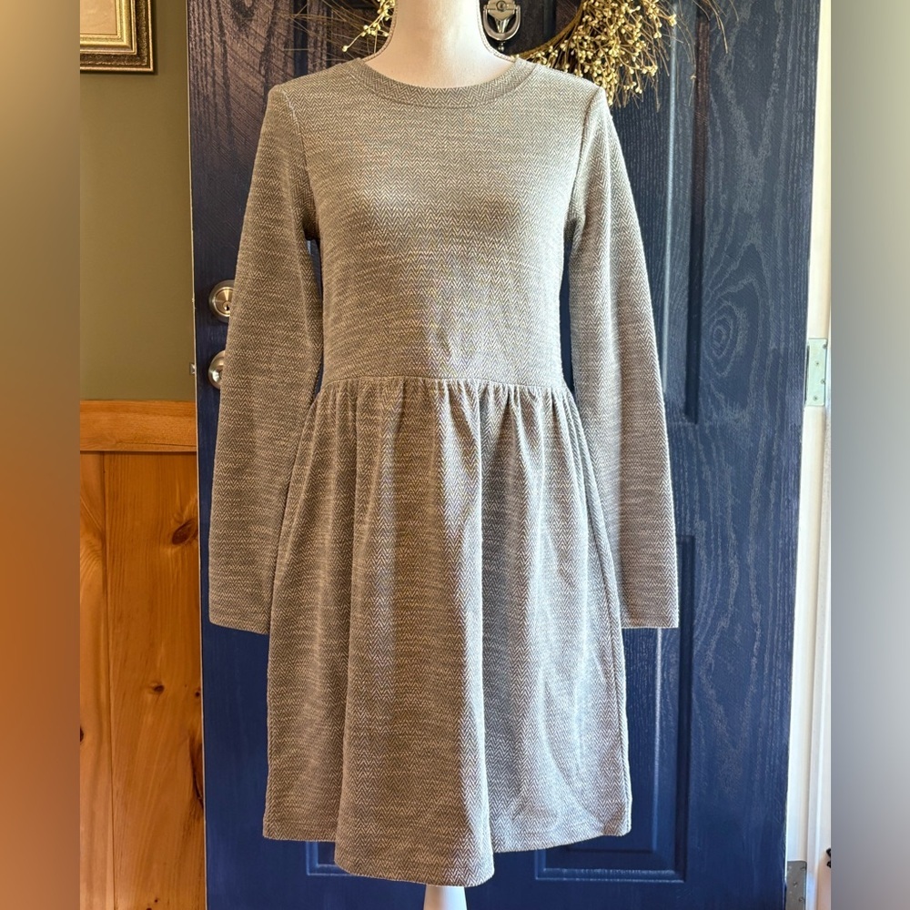 LOFT Gray Knit Peplum Sweater Dress W/ Button Back NWT size XS